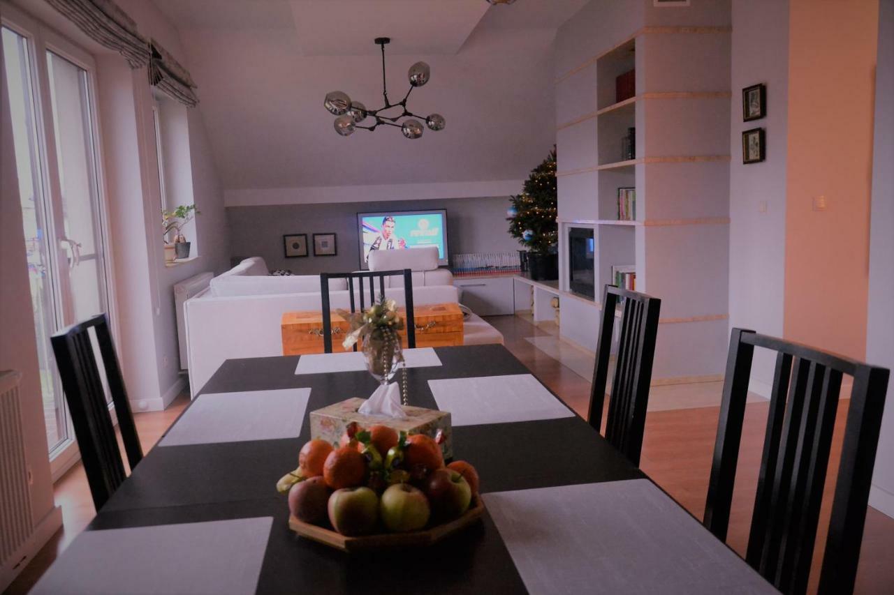 Tarnow Dom / Apartament W Centrum ภายนอก รูปภาพ